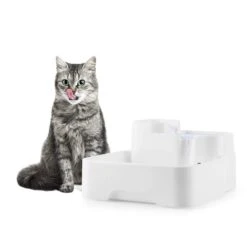 Lake Lassie Haustiertränke Tierbrunnen 4L Pumpe Aktivkohlefilter -Gartendekorations Geschäft 10031380 yy 0003 ambient oneConcept Lake Lassie Haustiertraenke