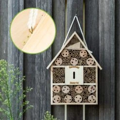 Insektenhotel Mit Spitzdach Aufhängung Ganzjährig Bewohnbar Holz -Gartendekorations Geschäft 10038022 yy 0003 logo