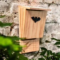 Fledermaushaus Nistkasten Überwinterungshilfe Ganzjährig Kiefer -Gartendekorations Geschäft 10038132 yy 0003 logo